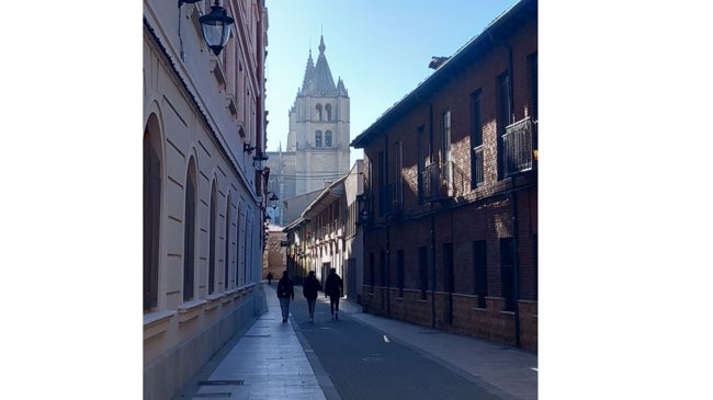 Imagen después - Una calle tan longeva como la Catedral que guarda una gran historia