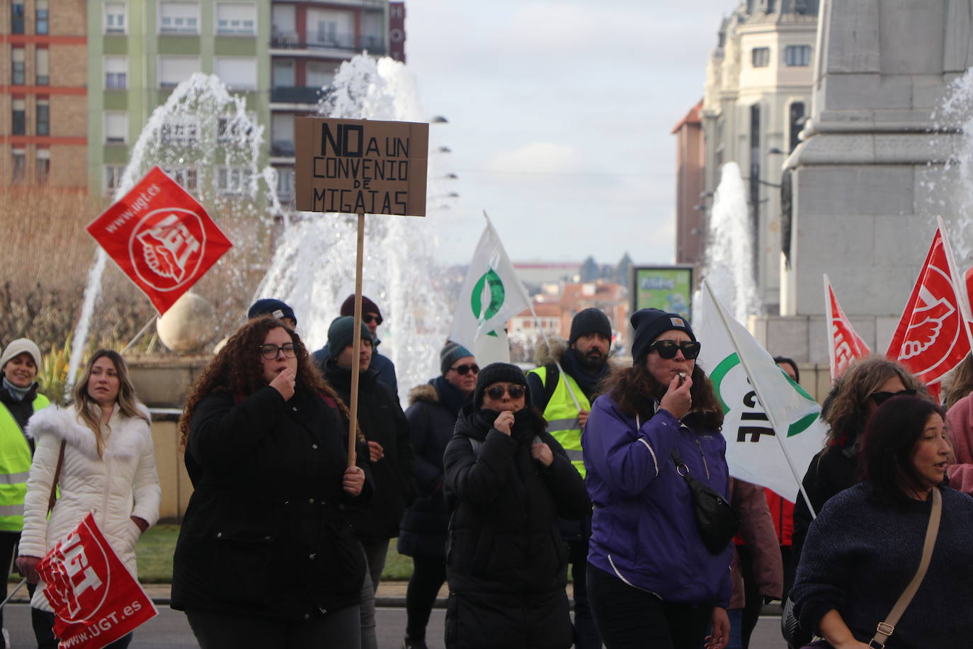 Manifestación de los trabajadores del Centro Estrada