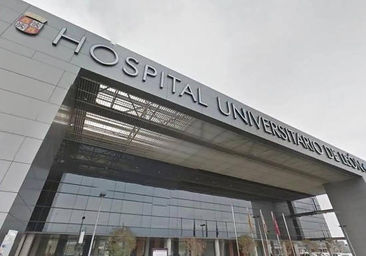 Fachada del Hospital de León.