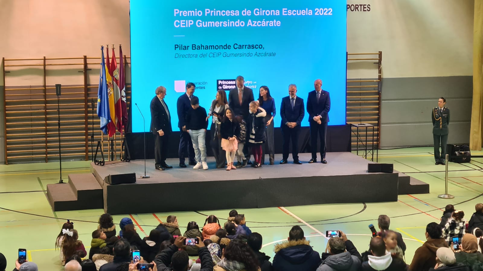 Los reyes entregan el Premio Princesa de Girona al Gumersindo Azcárate