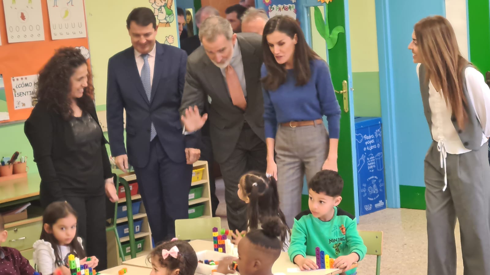 Los reyes entregan el Premio Princesa de Girona al Gumersindo Azcárate