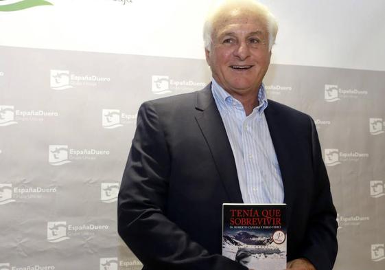 Roberto Canessa presentó en León su libro 'Ttenía que sobrevivir' en 2017.