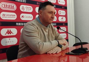 Llona: «No podemos renunciar a nuestra identidad»