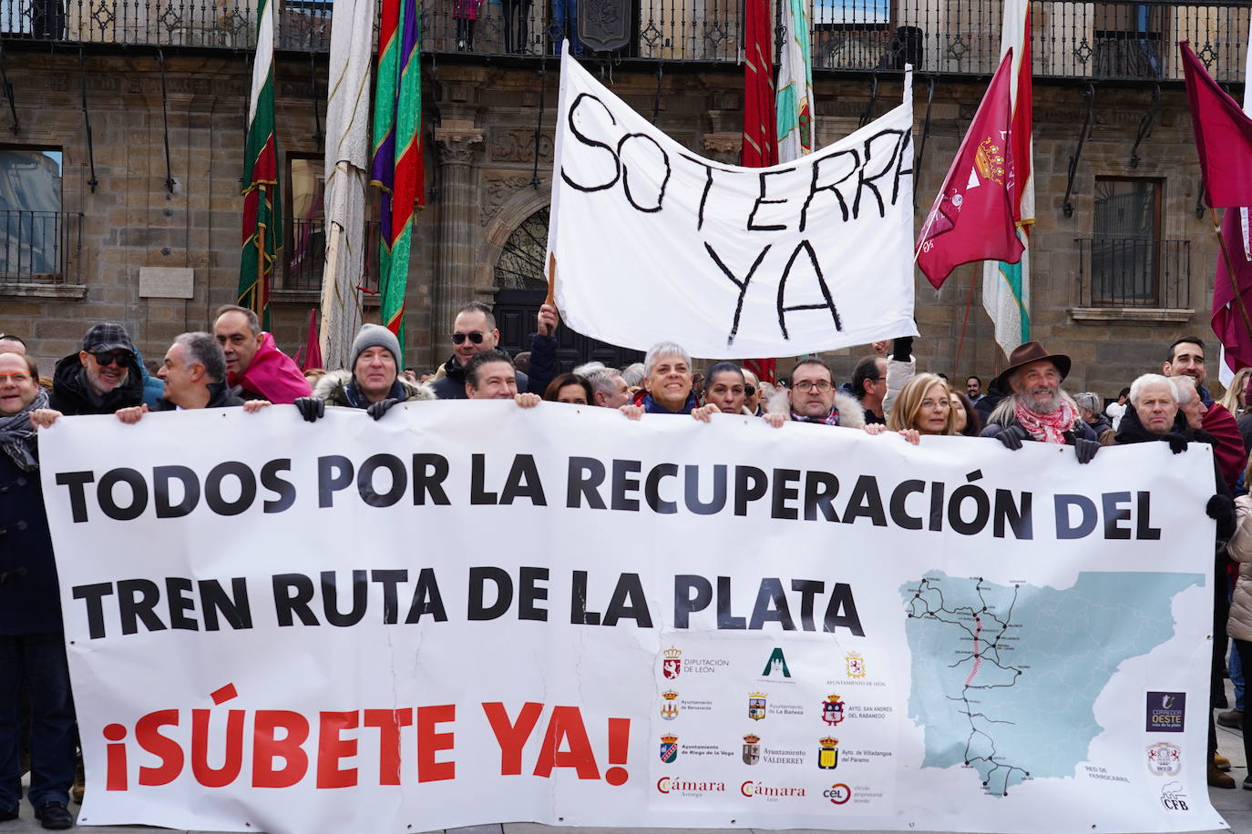 Concentración en Astorga por la reapertura de la ruta ferroviaria Vía de la Plata