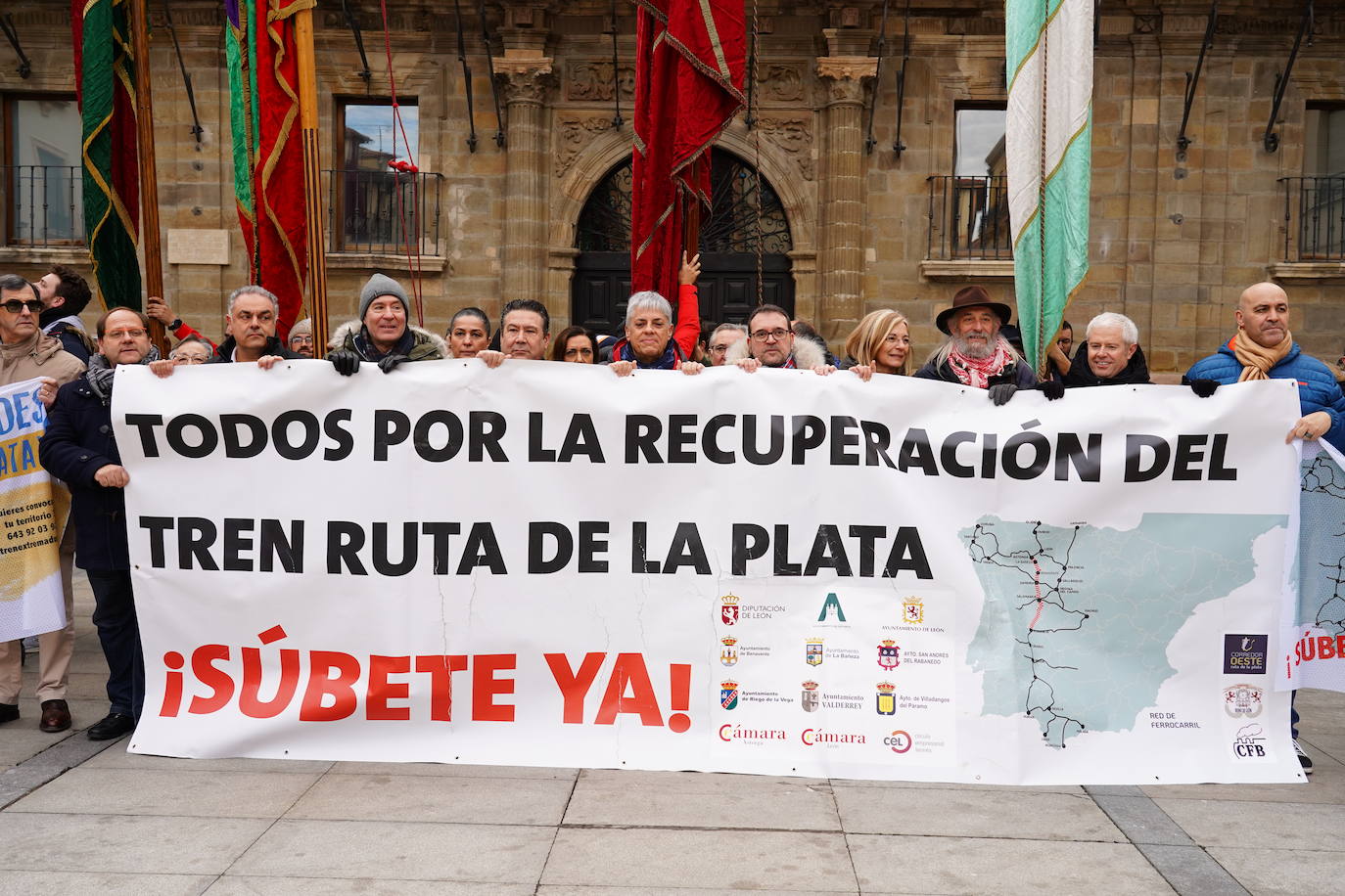 Concentración en Astorga por la reapertura de la ruta ferroviaria Vía de la Plata