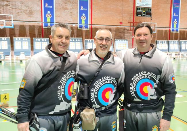 Los participantes en categoría Senior del CTA de Ponferrada.