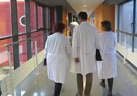 Imagen de archivo de los pasillos del Hospital de León.