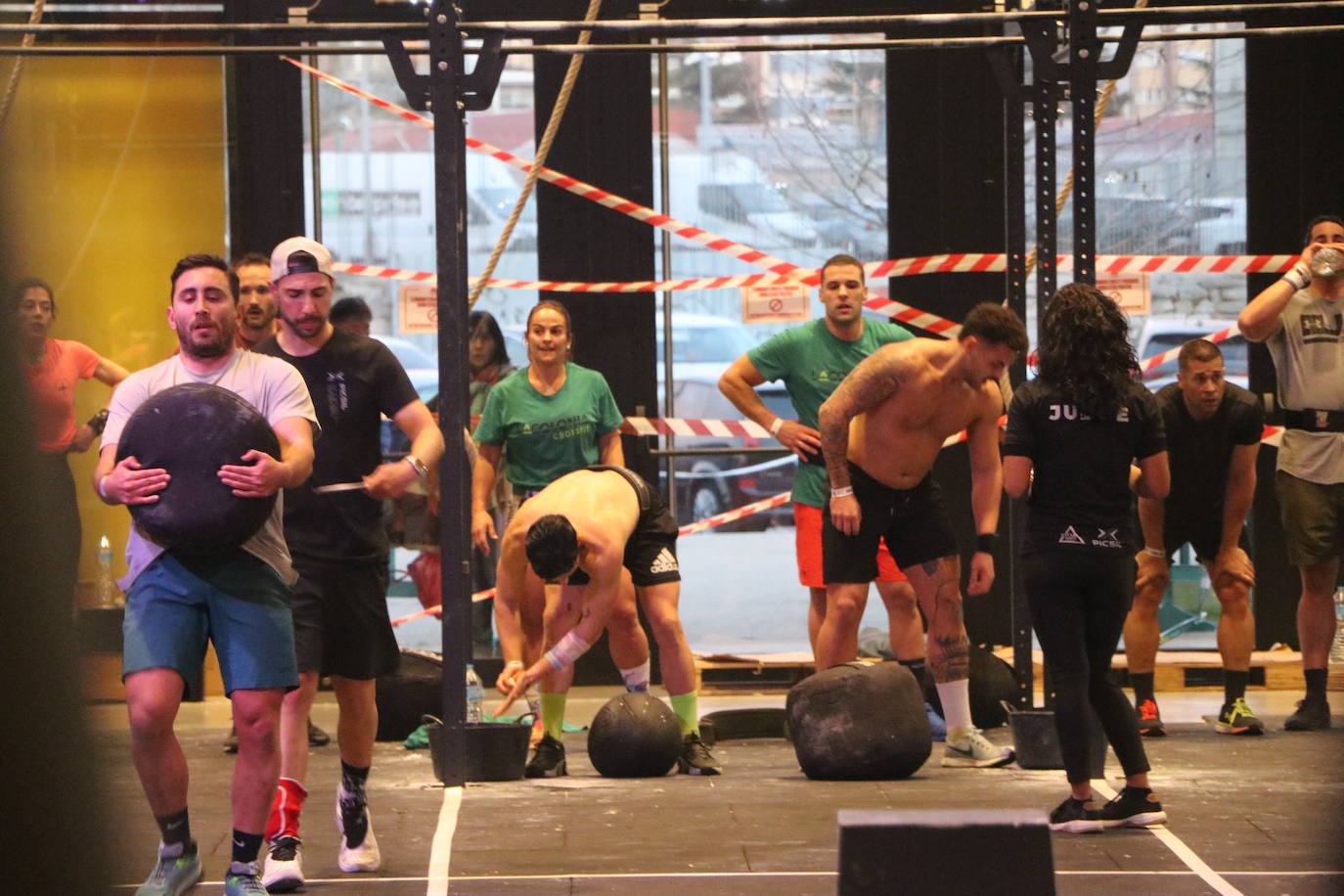 León disfruta del crossfit en el Palacio de Exposiciones