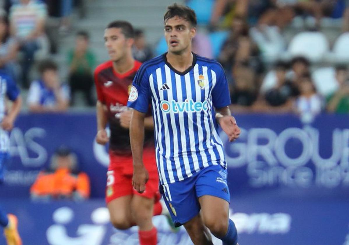 Alejandro Rodríguez 'Palanca' en un partido con la Deportiva.