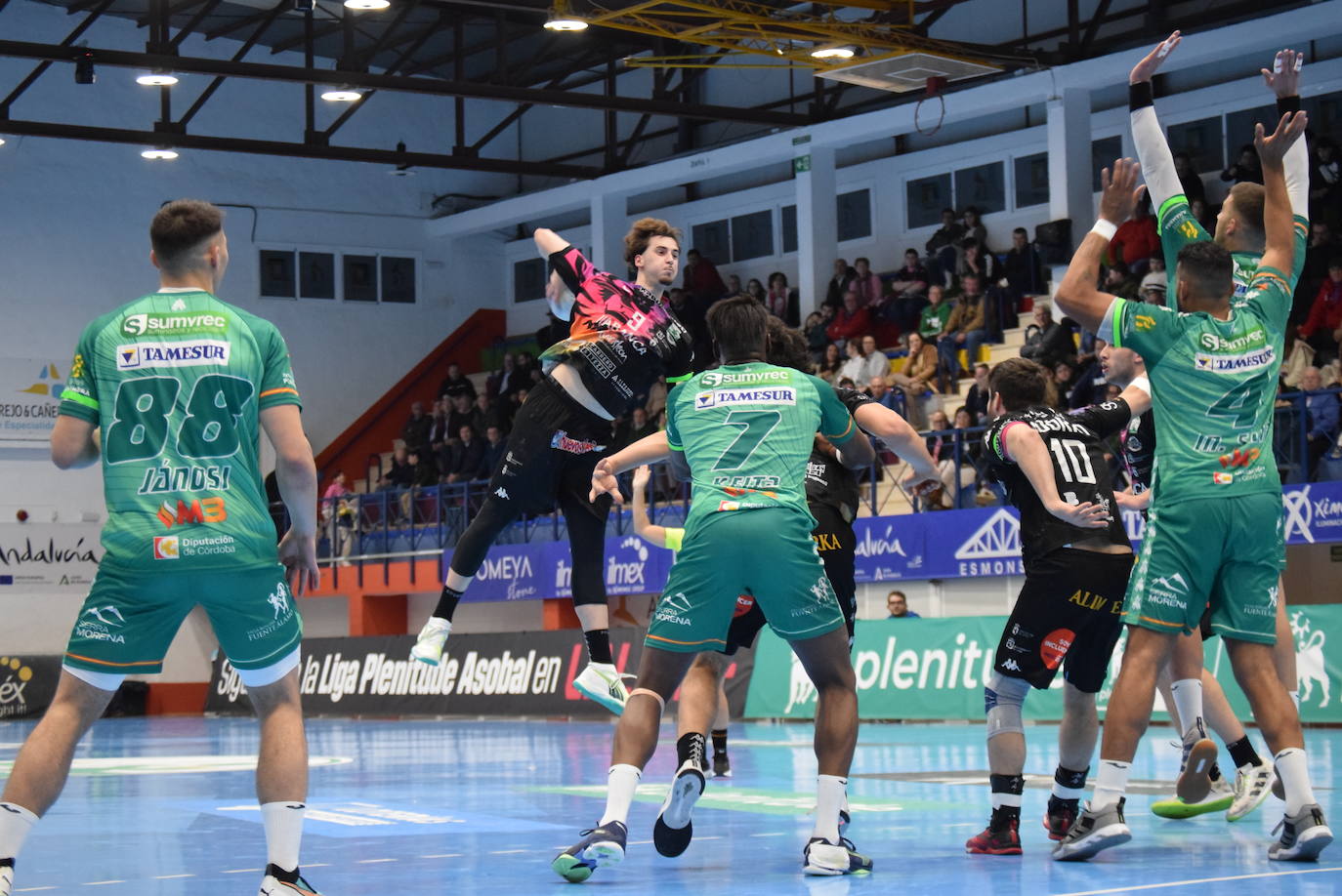 Las mejores imágenes del Puente Genil-Abanca Ademar