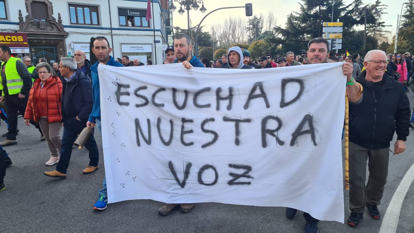 &#039;Tractorada&#039; del sector agrario en León