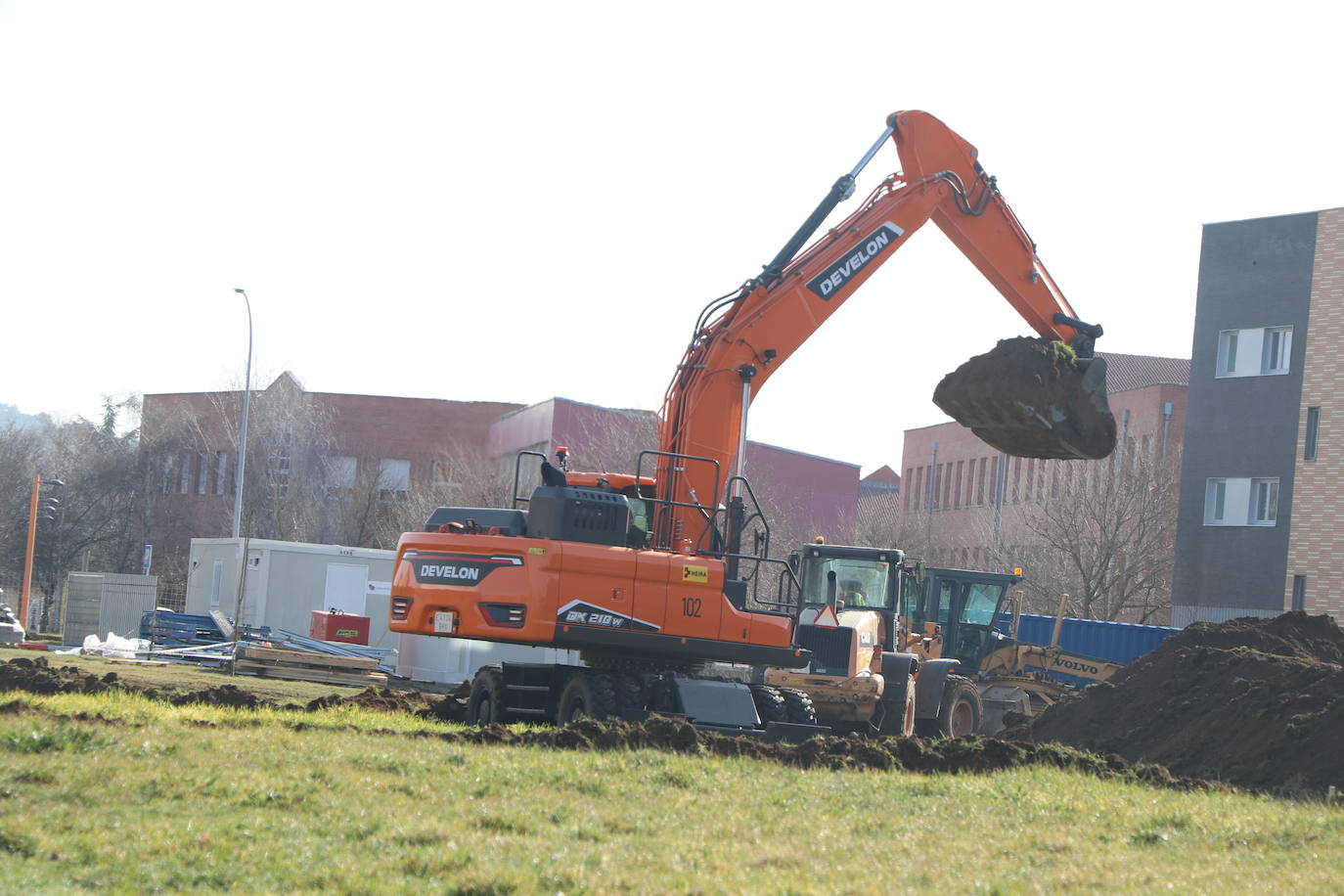 La ULE levanta su Casa del Estudiante