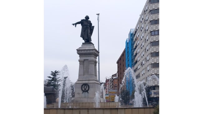 Imagen antes - El origen de la estatua de Guzmán el Bueno