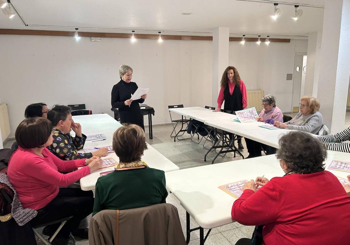 Taller de desarrollo personal para mujeres en la Robla