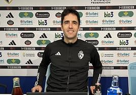 Íñigo Vélez, entrenador de la Deportiva.