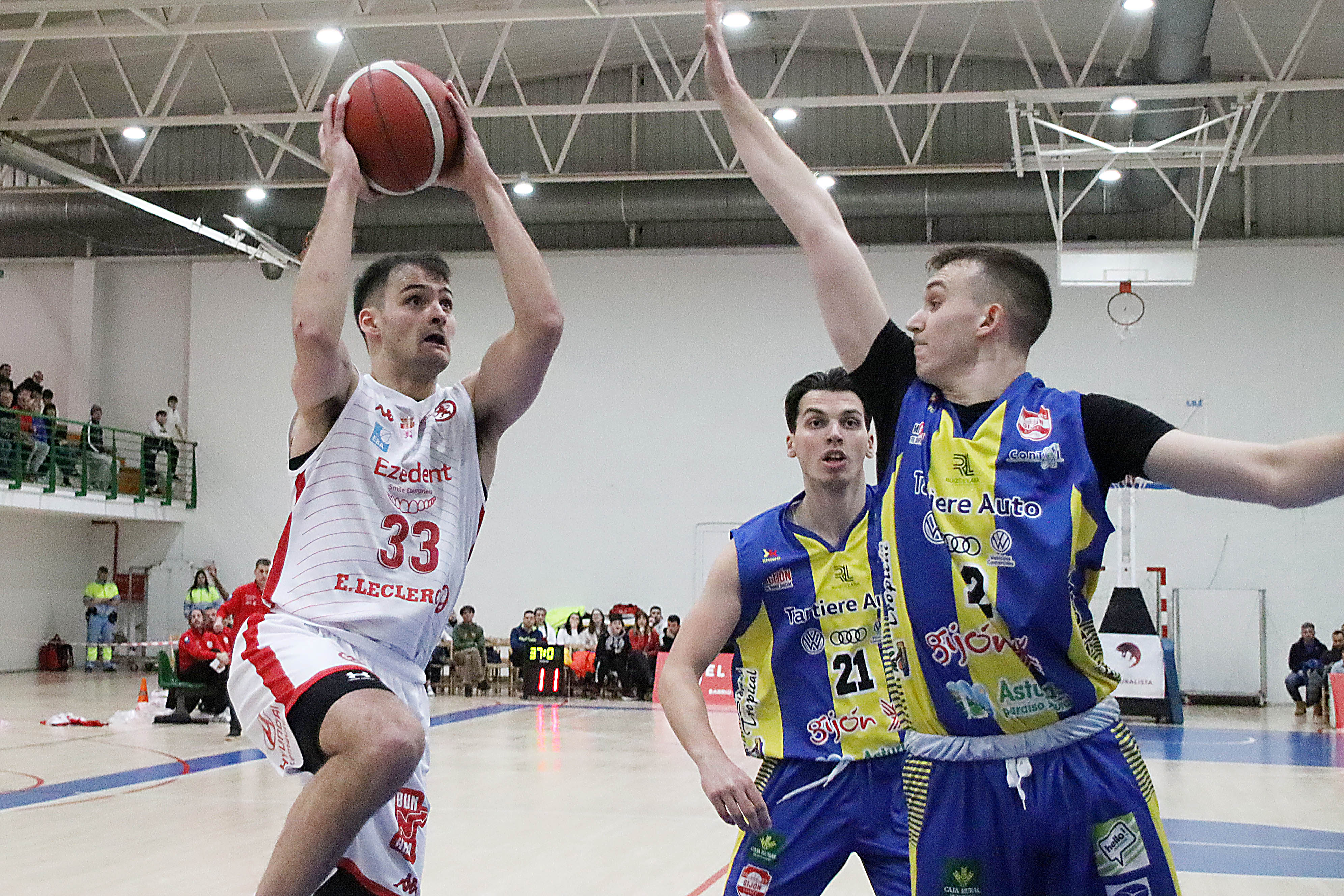 Todas las imágenes del Cultural de Baloncesto - Gijón Basket