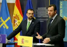 El ministro de Transportes, Óscar Puente y el presidente del Principado, Adrián Barbón, en la presentación del Plan de Cercanías.