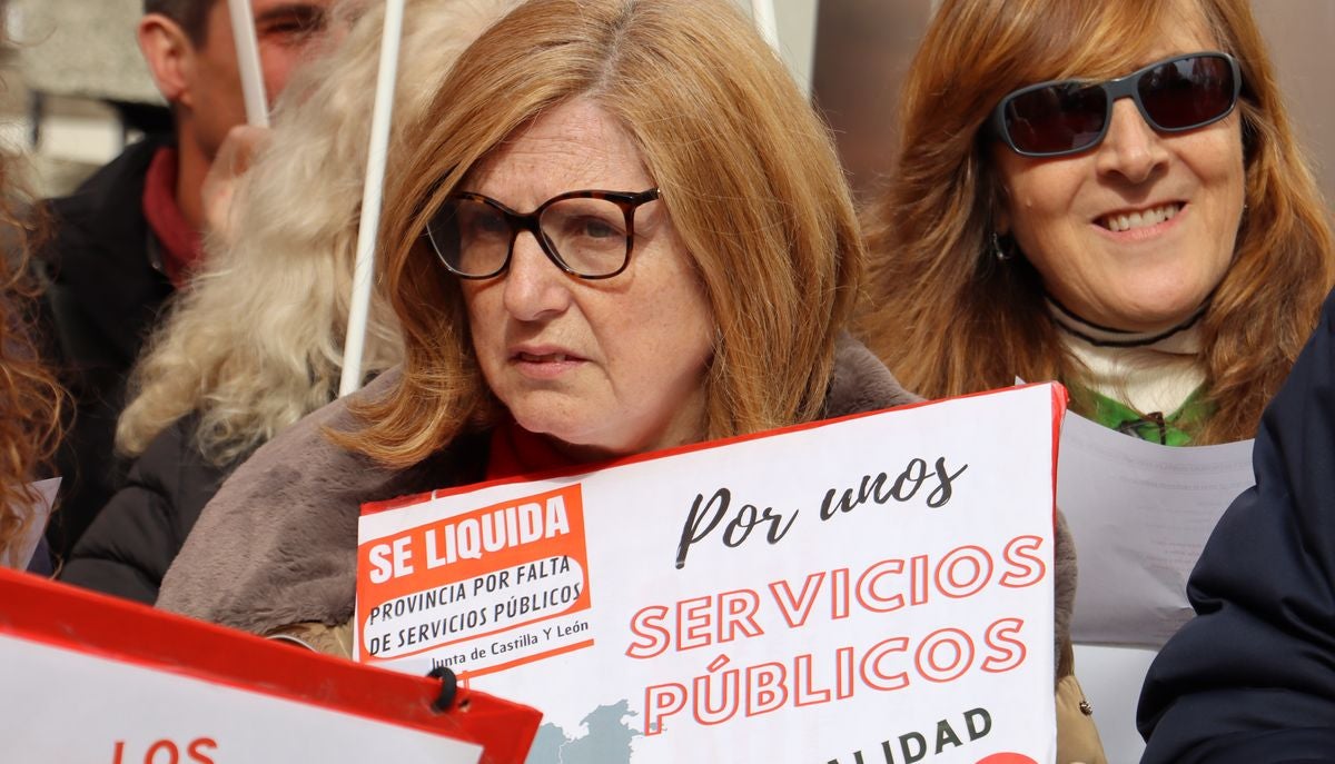 Concentración por la educación pública leonesa