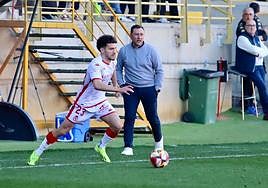 Raúl Llona, en el partido ante la Ponferradina.