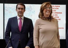 El consejero de Medio Ambiente, Vivienda y Ordenación del Territorio, Juan Carlos Suárez-Quiñones, presenta las directrices de la Agenda Urbana.