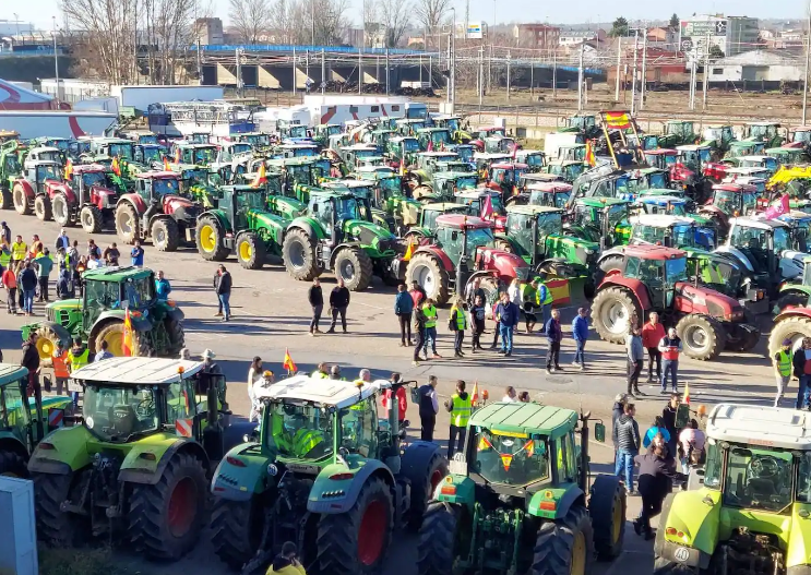 Imagen de la primera tractorada que se realizó en León el pasado 2 de febrero.