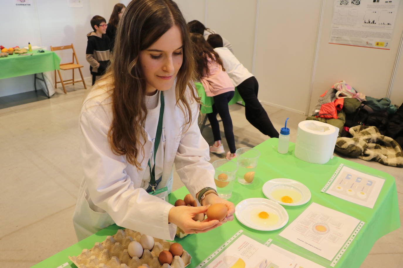 Expociencia 2024 a través de uno de los expositores