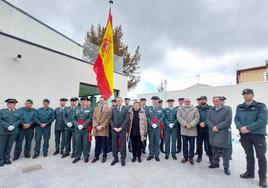 Inauguración de un cuartel de La Benemérita.