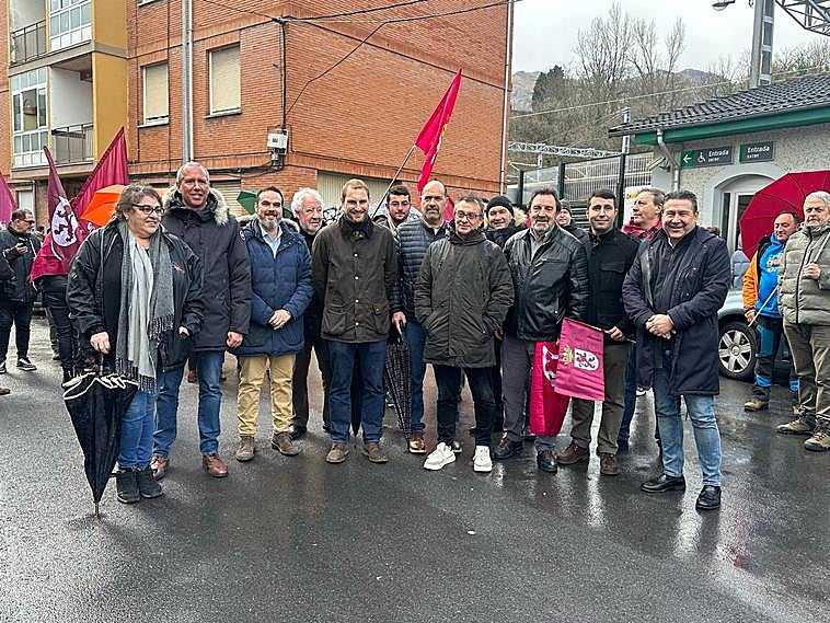 UPL y Foro Asturias contra el cierre de la rampa de Pajares