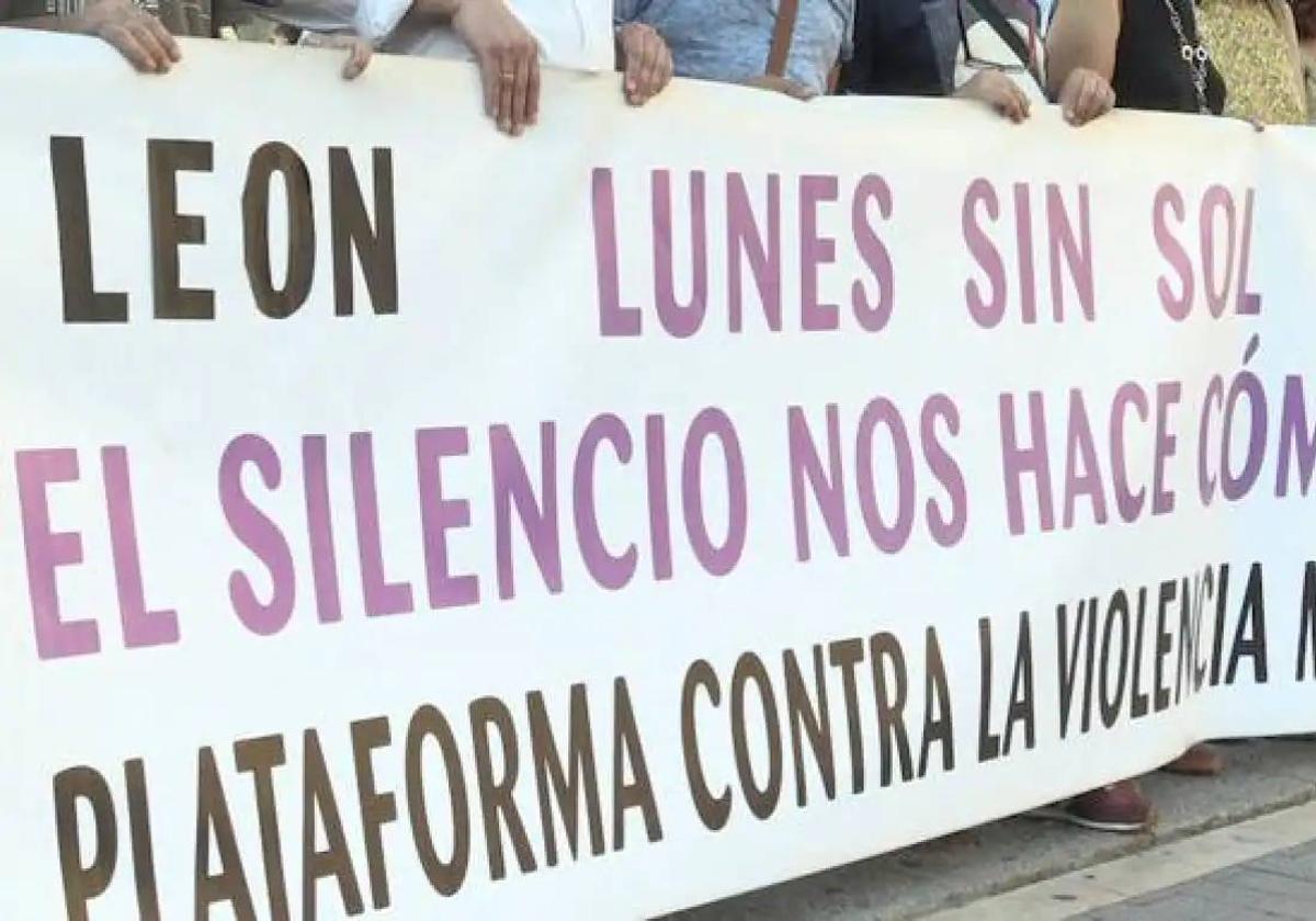 La Plataforma contra la Violencia Machista de León convoca un nuevo 'Lunes sin sol'