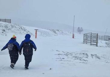 El temporal permite reabrir la estación de esquí de Leitariegos