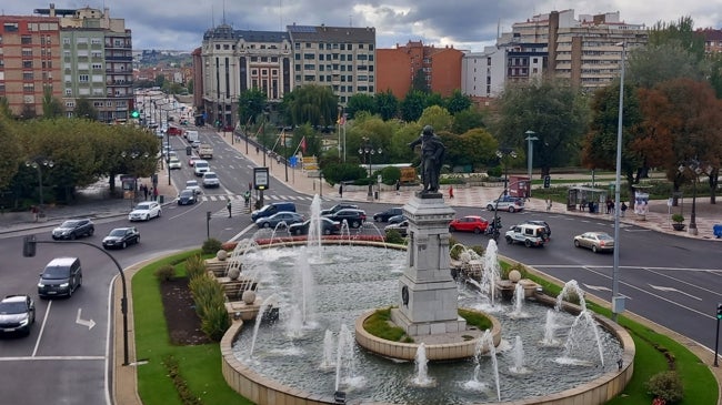 Imagen antes - El entorno de la plaza más famosa de León