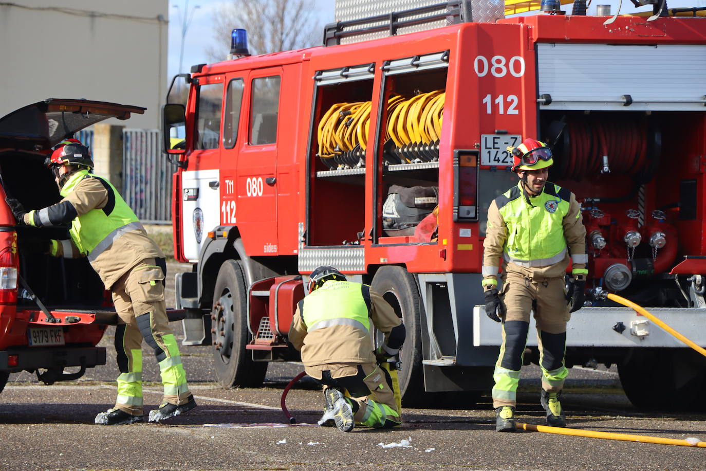 Simulacro efectuado por el cuerpo de Bomberos de León.