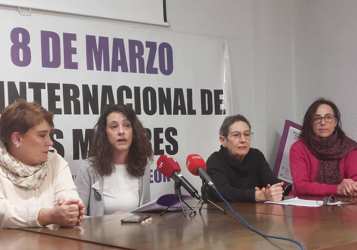 Rueda de prensa del movimiento feminista.