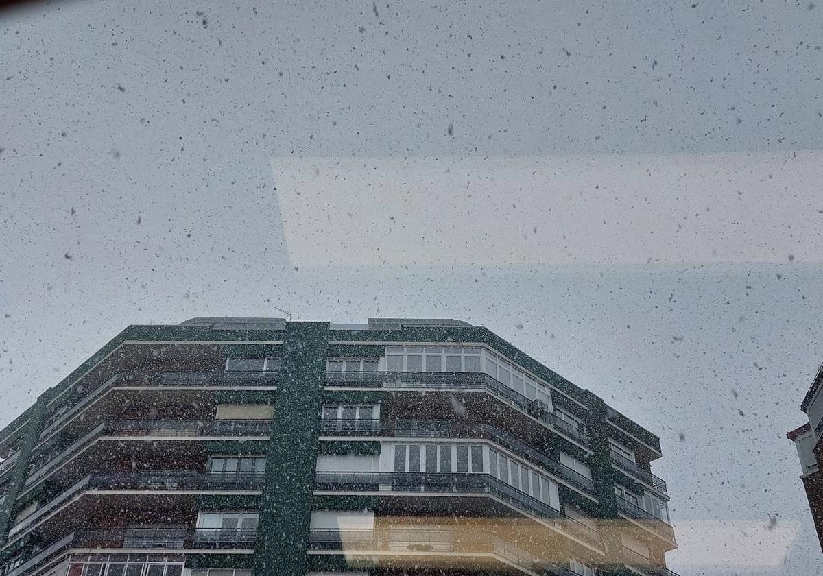 La nieve llega a León ciudad