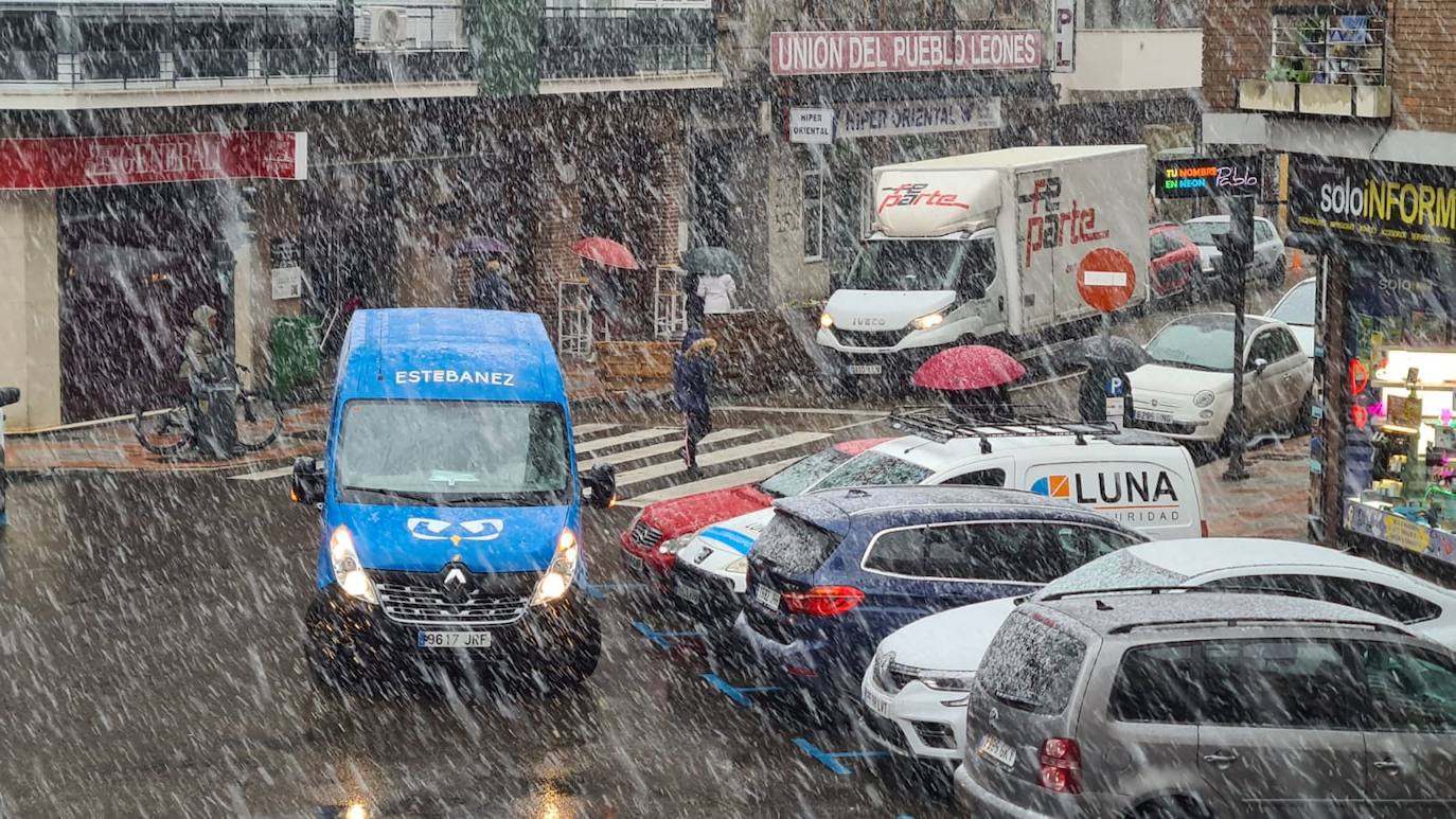 La nieve llega a León ciudad