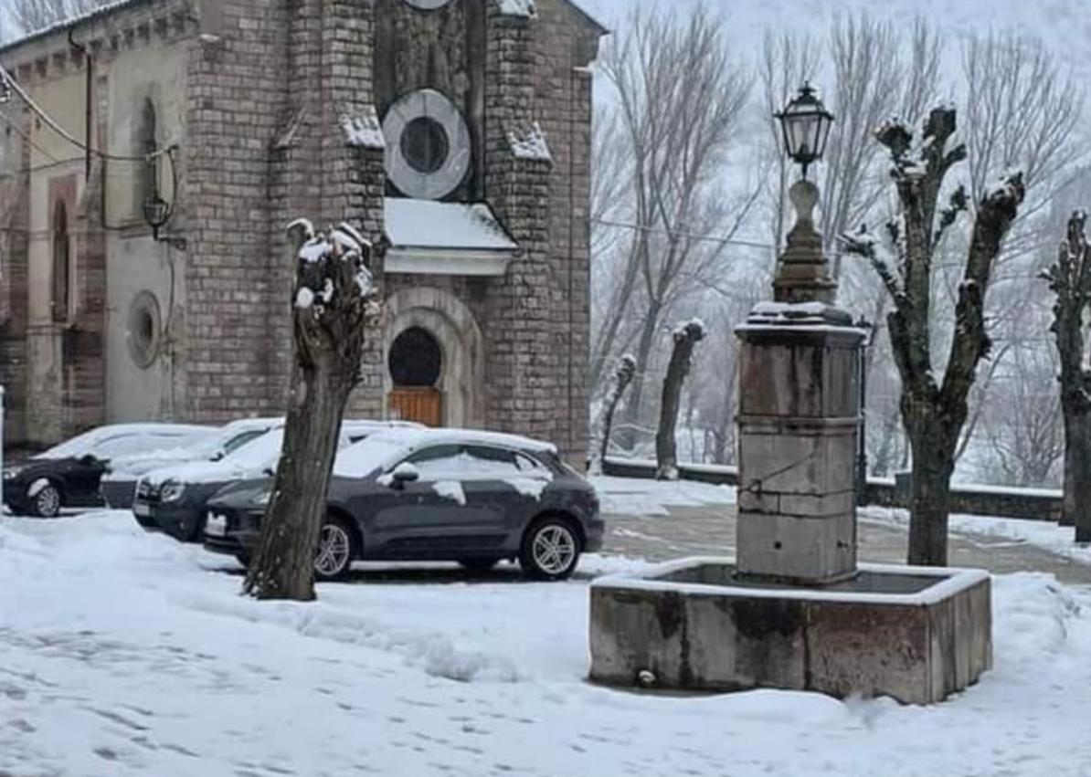 Imagen secundaria 1 - Se restablece la conexión con Galicia y Asturias tras cortarse la A-6