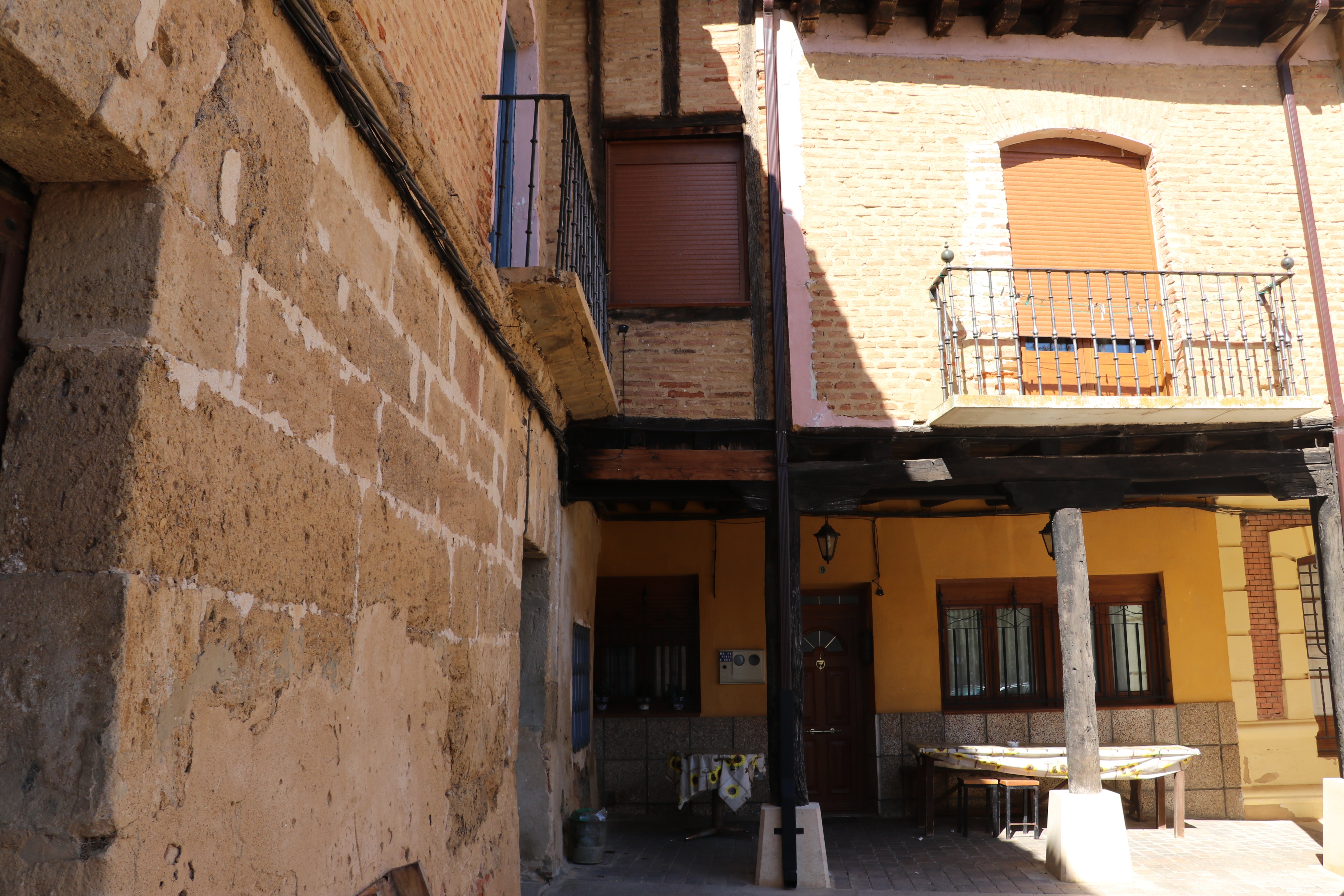 Derrumbe de una casa en Valderas