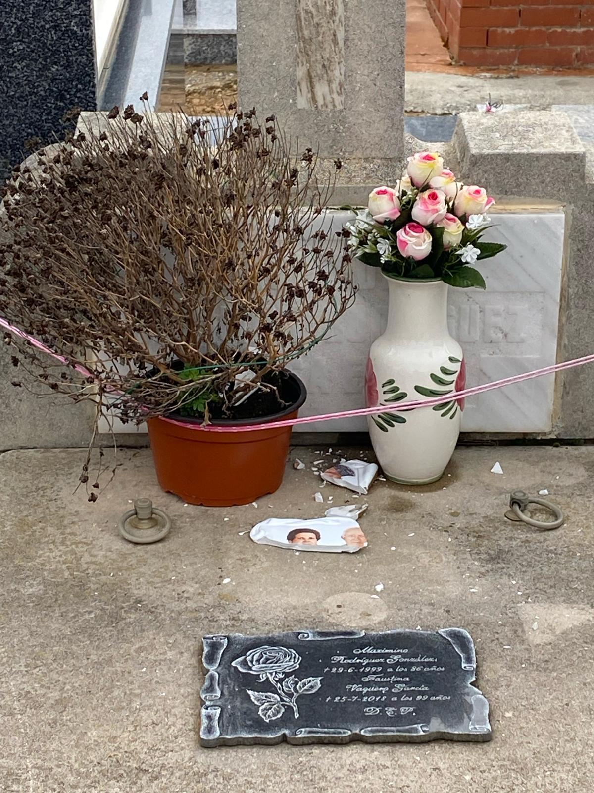 Vandalizan las tumbas del cementerio de Valderas