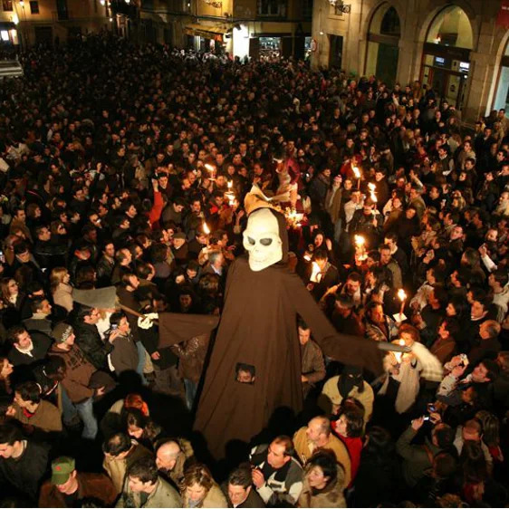 La procesión que divide a León: Genarín, entre la devoción y la controversia