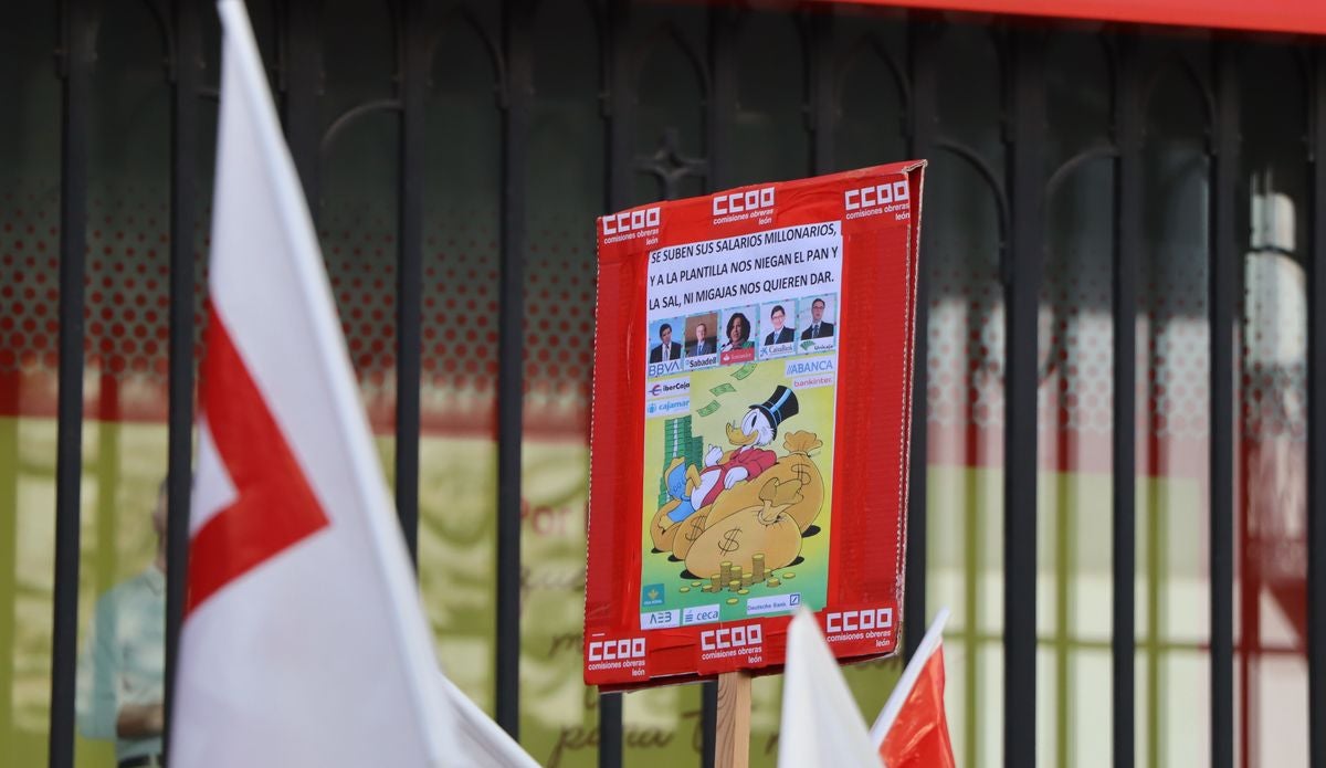 El sector de la banca de León reivindica subidas salariales