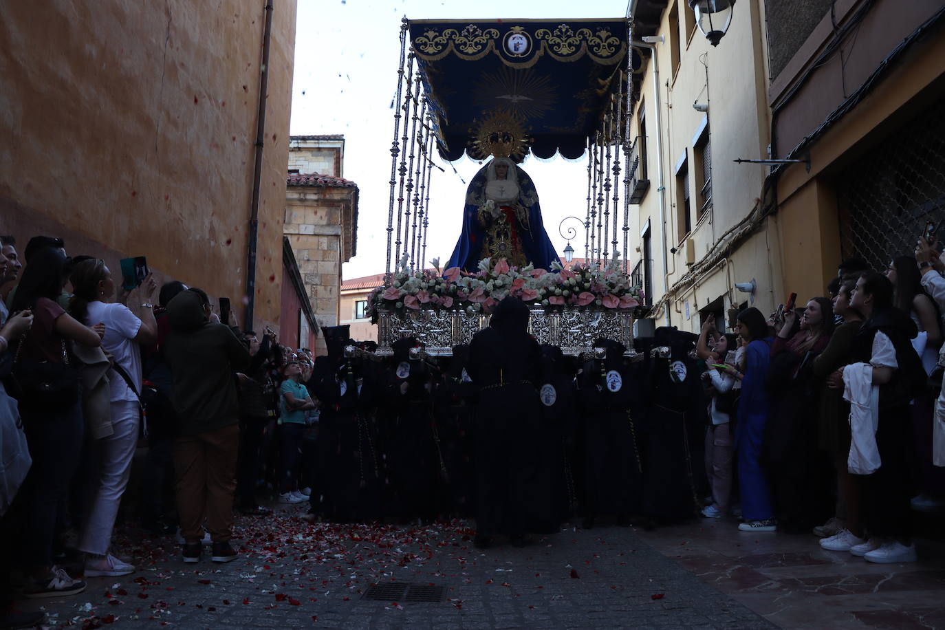 Procesión Camino de la Pasión y de la Esperanza en León