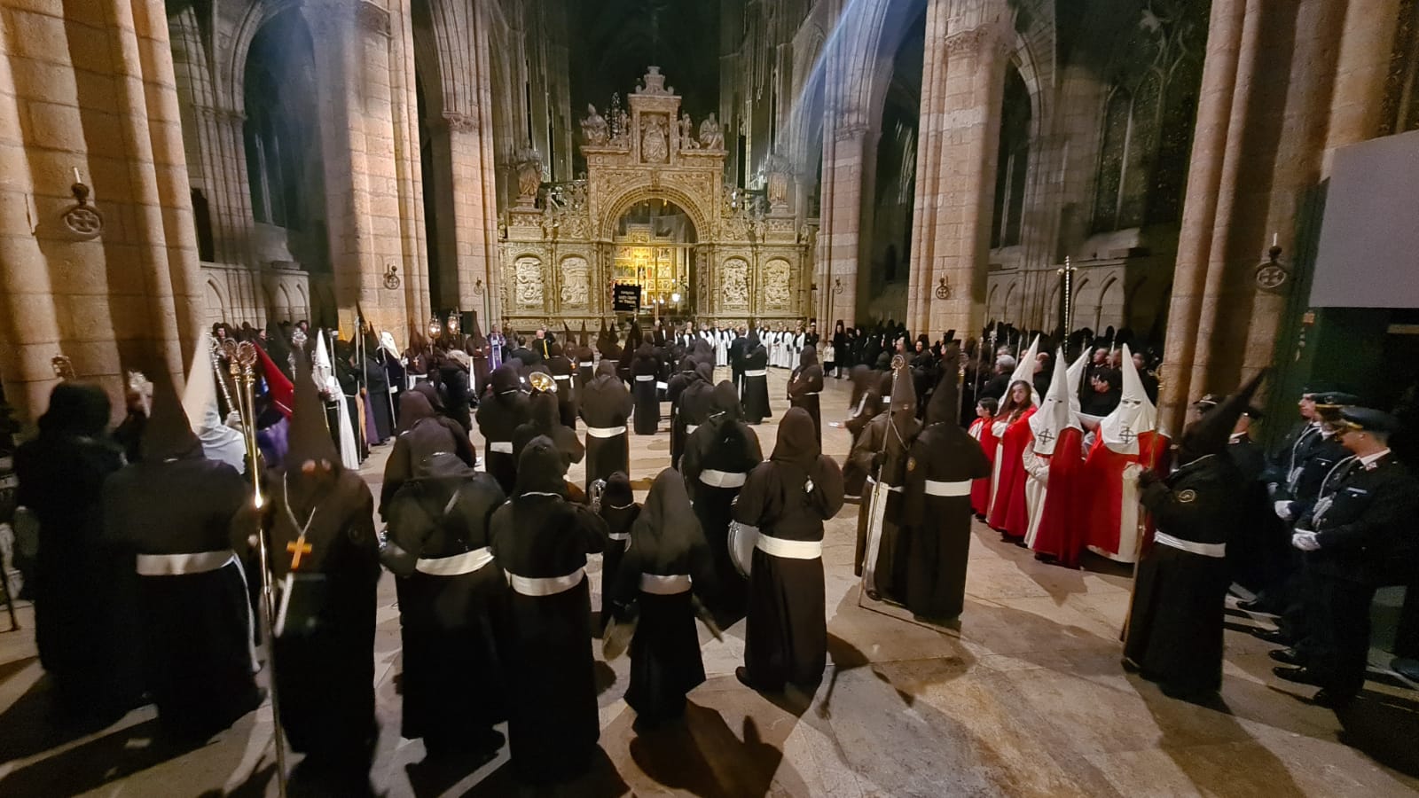 Procesión del Perdón en León 2024.