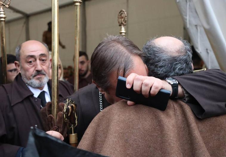 La última procesión en suspenderse, aunque de forma parcial, fue la del Santo Cristo del Perdón.