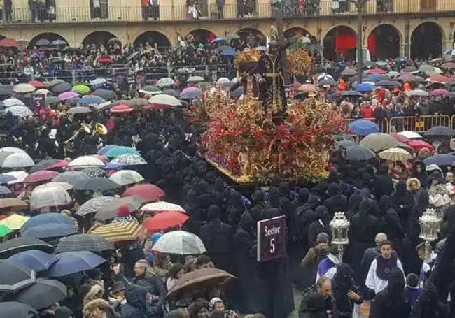 Acto del Encuentro entre paraguas.