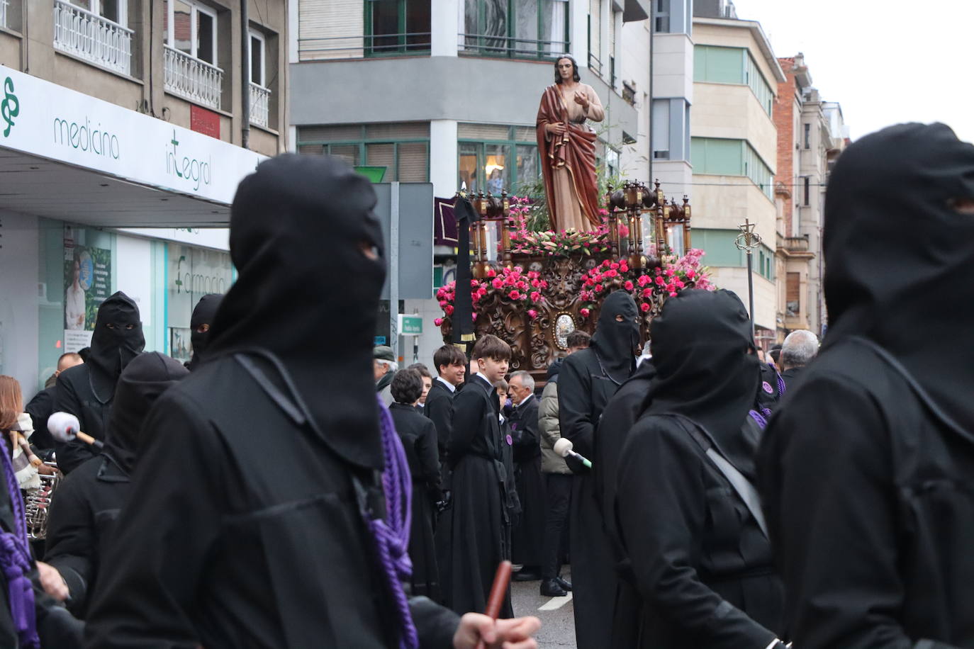 Momentos a las puertas de Santa Nonia