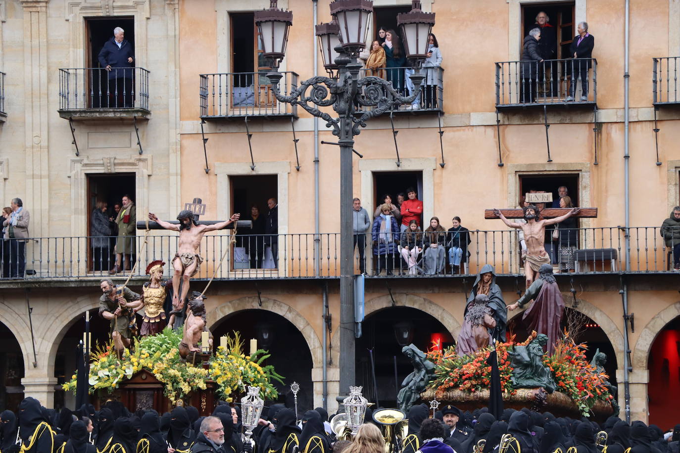 ¿Estuviste en la Plaza Mayor de León? Búscate