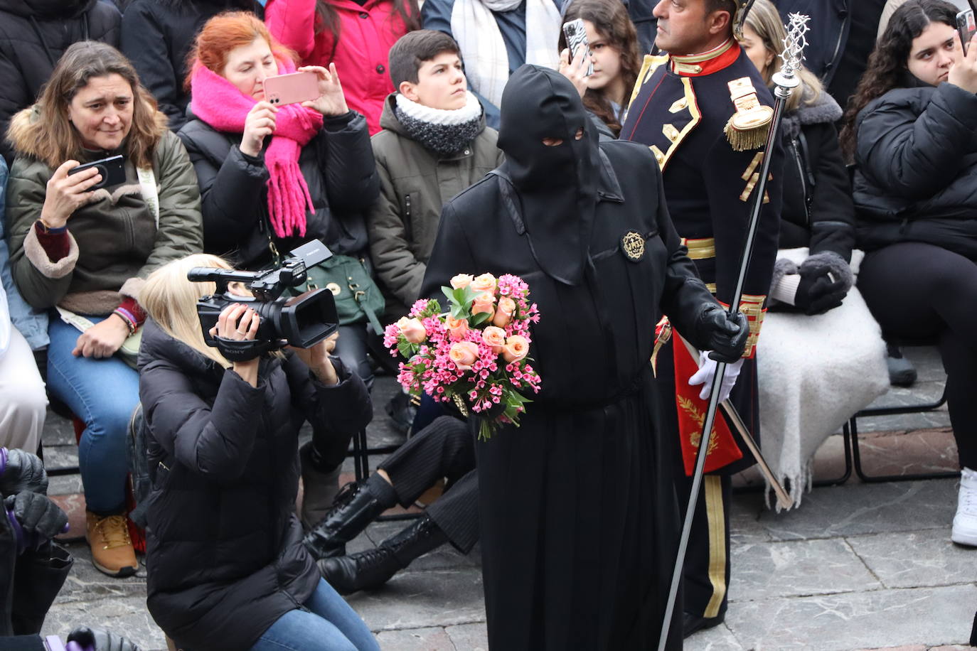 Las mejores imágenes del Encuentro en la Procesión de los Pasos