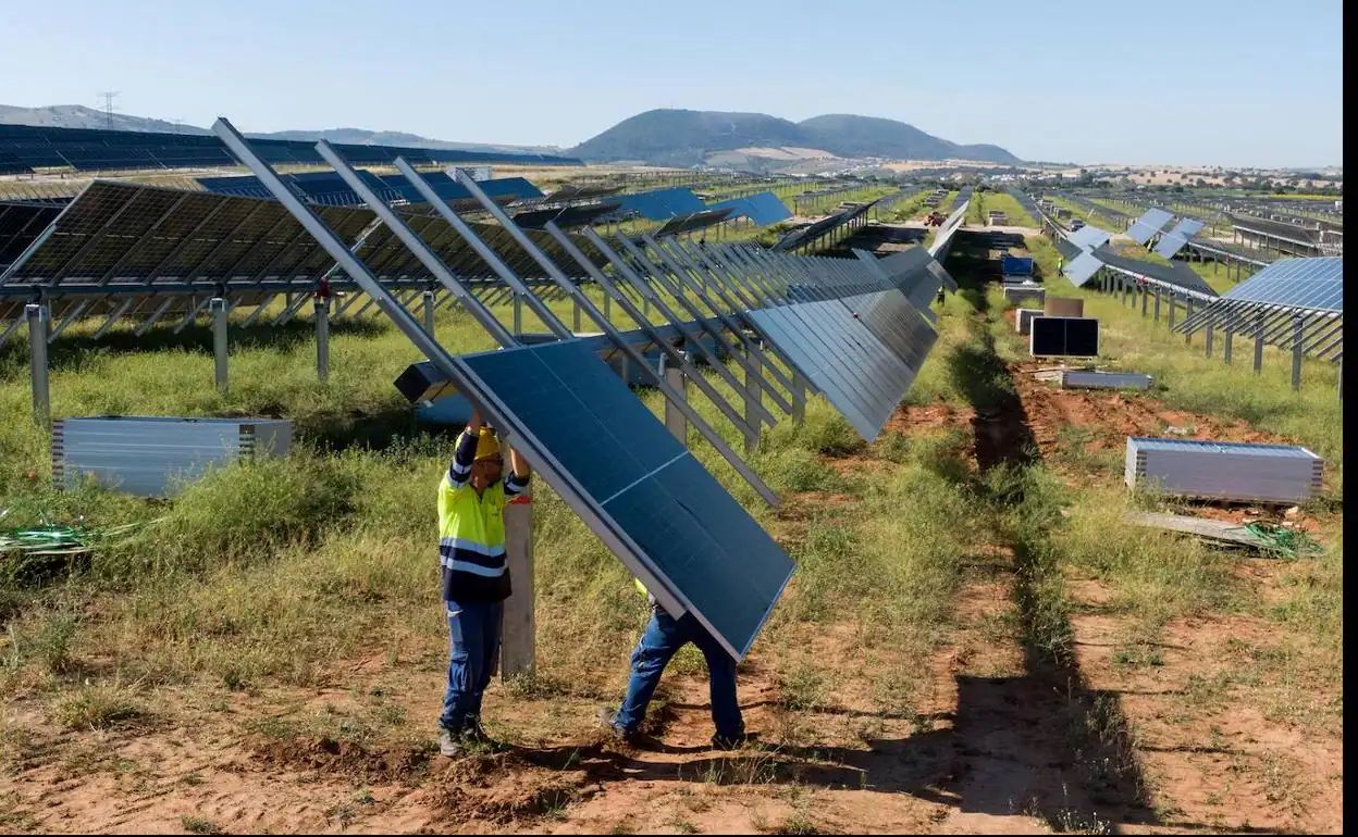 Imagen de archivo de placas fotovoltaicas.