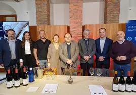 Foto de la cata de vinos de La Bañeza que se ha llevado a cabo en Botines.