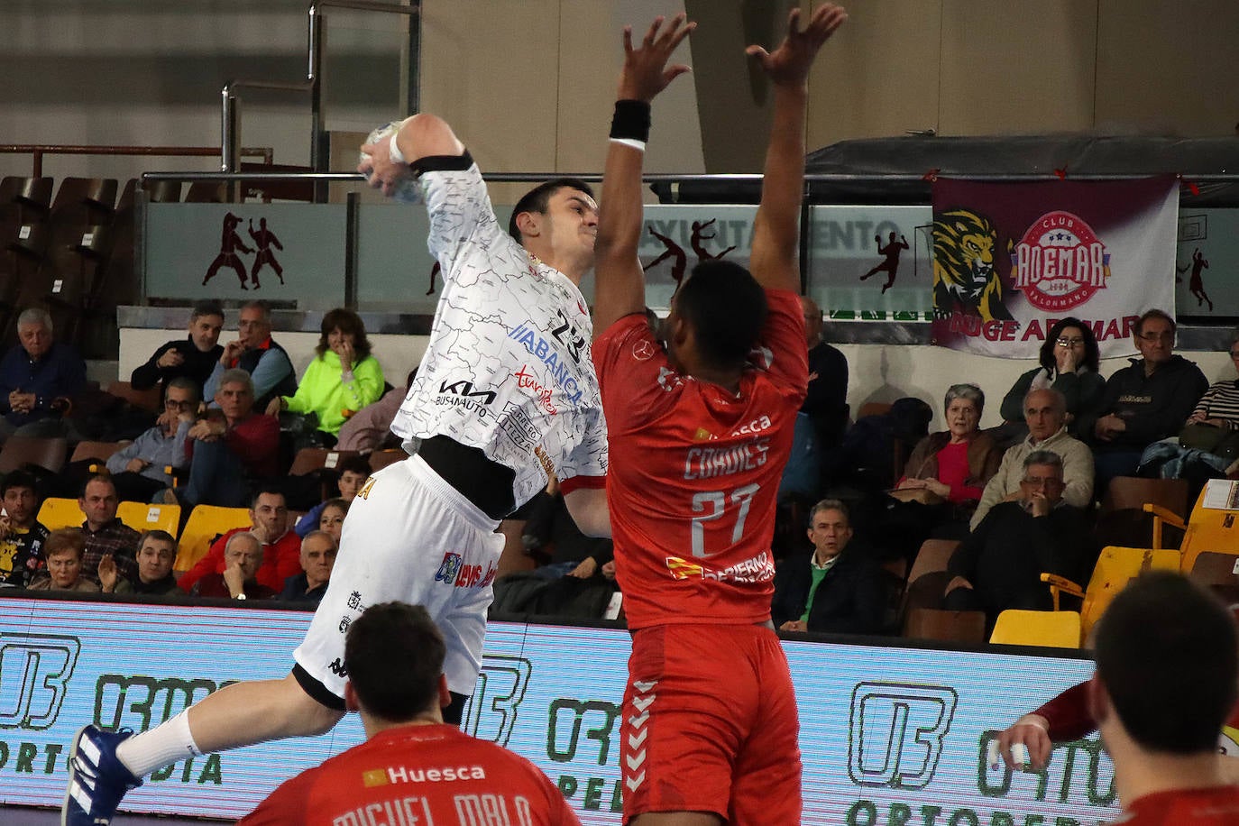 Las mejores imágenes del Abanca Ademar-Bada Huesca